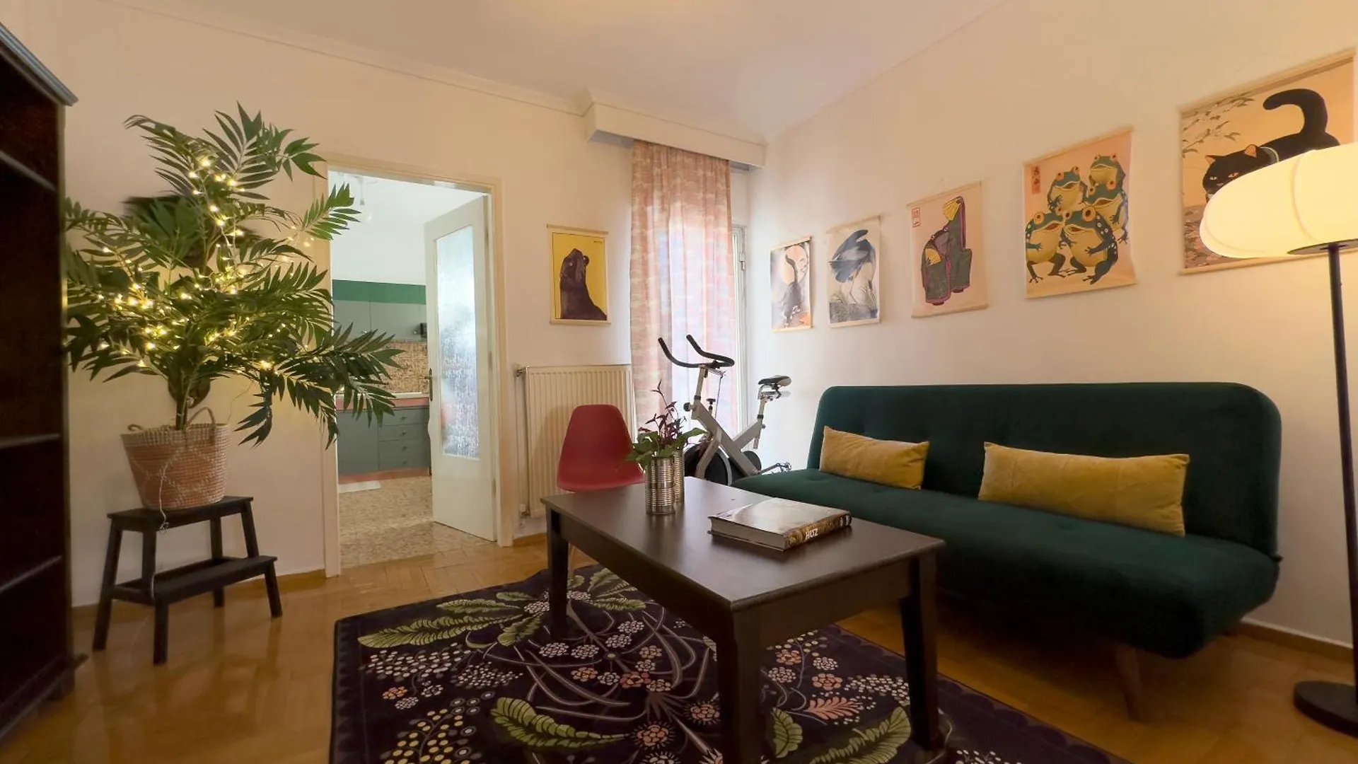 Spacious Artistic Flat With Private Parking Thessaloníki 0*,  Grekland
